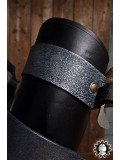 Leather leg protections Ragnall (Fighter)