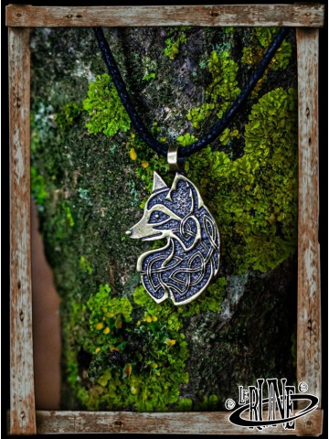 Pendant of the Cunning Fox
